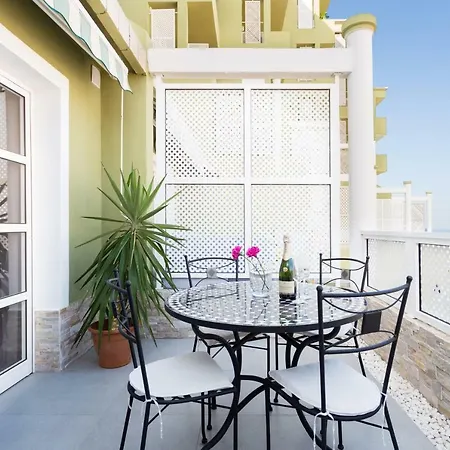 Апартаменти Orlando La Laguna Адехе