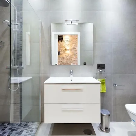 Orlando La Laguna 阿德耶