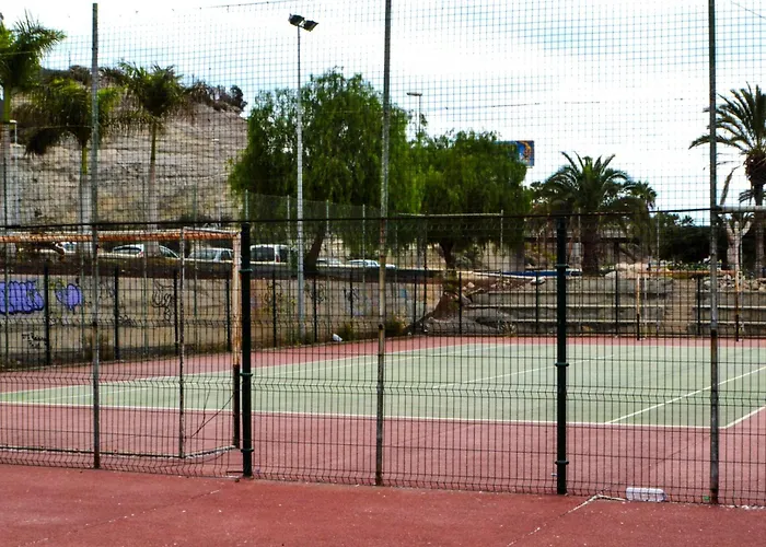 Orlando La Laguna * Costa Adeje (Tenerife)